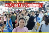Bên trong chợ bến thành sài gòn khách tây đông nghẹt Bên trong chợ bến thành sài gòn khách tây đông nghẹt