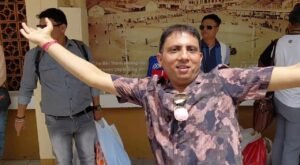 Cuộc sống nhộn nhịp ở chợ bến thành qua góc nhìn du khách tây